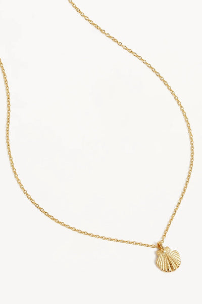 BY CHARLOTTE - BY THE SHORE SHELL NECKLACE - GOLD - PERTH STOCKIST - AUSTRALIAN STOCKIST - WA STOCKIST - AUSTRALIA STOCKIST - AUS STOCKIST - PERTH BOUTIQUE - WA BOUTIQUE - AUS BOUTIQUE - AUSTRALIA BOUTIQUE