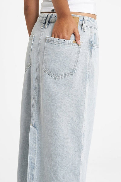 THRILLS - FRANKIE SKIRT - FADED DUST BLUE