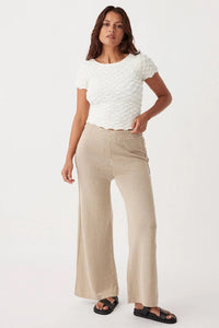 ARCAA MOVEMENT - MILA CAP REVERSIBLE SLEEVE TEE - CREAM