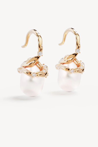 SHOP BY CHARLOTTE DIVE INTO SERENITY PEARL EARRINGS&nbsp; IN GOLD ONLINE