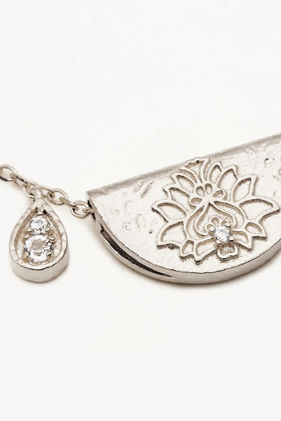 BY CHARLOTTE - LOTUS BIRTHSTONE NECKLACE - SILVER - APRIL
