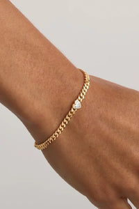 BY CHARLOTTE - RADIANT HEART ENGRAVABLE CURB BRACELET - GOLD - PERTH STOCKIST - AUSTRALIAN STOCKIST - WA STOCKIST - AUSTRALIA STOCKIST - AUS STOCKIST - PERTH BOUTIQUE - WA BOUTIQUE - AUS BOUTIQUE - AUSTRALIA BOUTIQUE 