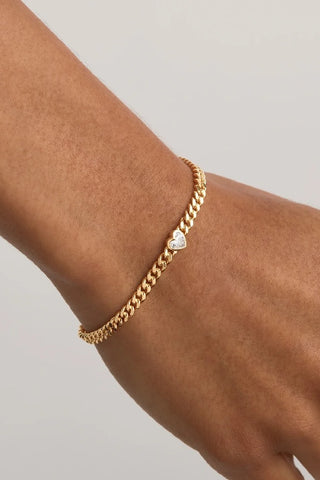BY CHARLOTTE - RADIANT HEART ENGRAVABLE CURB BRACELET - GOLD - PERTH STOCKIST - AUSTRALIAN STOCKIST - WA STOCKIST - AUSTRALIA STOCKIST - AUS STOCKIST - PERTH BOUTIQUE - WA BOUTIQUE - AUS BOUTIQUE - AUSTRALIA BOUTIQUE 
