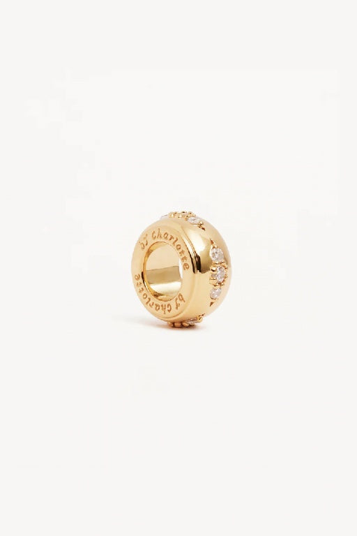 BY CHARLOTTE - IN BLOOM PETAL CHARM - GOLD