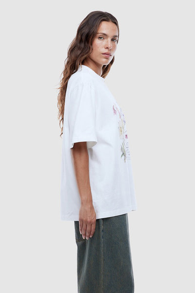 ENA PELLY - BOUQUET TEE - VINTAGE WHITE - PERTH BOUTIQUE - AUSTRALIAN BOUTIQUE - WA BOUTIQUE - INTERNATIONAL SHIPPING - USA SHIPPING - PERTH STORES - PERTH STORE - AUSTRALIA - WA - WESTER AUSTRALIA - WOMENS FASHION - FASHION - CLOTHING - WA STOCKIST - PERTH STOCKIST - AUSTRALIAN STOCKIST - STOCKIST