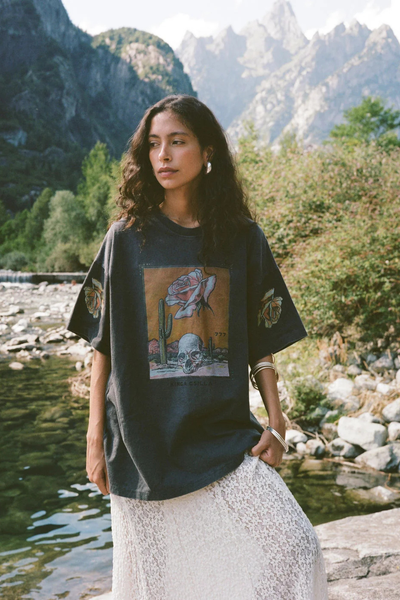 SHOP KINGA CSILLA DESERT ROSE OG TEE IN BLACK ONLINE