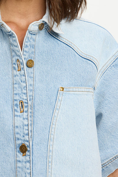 KIVARI - FLORENCE DENIM SHIRT - TWO TONE WASH - PERTH BOUTIQUE - AUSTRALIAN BOUTIQUE - WA BOUTIQUE - INTERNATIONAL SHIPPING - USA SHIPPING - PERTH STORES - PERTH STORE - AUSTRALIA - WA - WESTER AUSTRALIA - WOMENS FASHION - FASHION - CLOTHING - WA STOCKIST - PERTH STOCKIST - AUSTRALIAN STOCKIST - STOCKIST