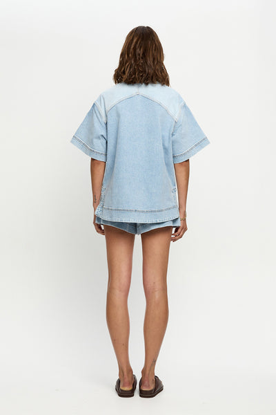KIVARI - FLORENCE DENIM SHIRT - TWO TONE WASH - PERTH BOUTIQUE - AUSTRALIAN BOUTIQUE - WA BOUTIQUE - INTERNATIONAL SHIPPING - USA SHIPPING - PERTH STORES - PERTH STORE - AUSTRALIA - WA - WESTER AUSTRALIA - WOMENS FASHION - FASHION - CLOTHING - WA STOCKIST - PERTH STOCKIST - AUSTRALIAN STOCKIST - STOCKIST