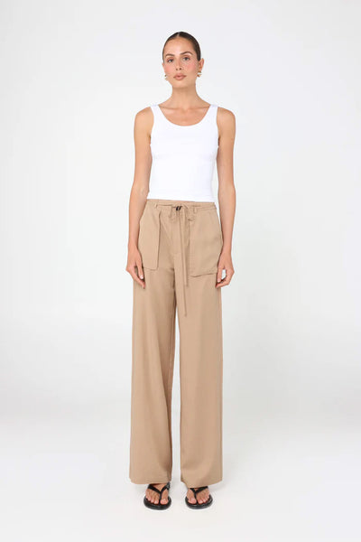 MADISON THE LABEL -LOTUS TANK - WHITE - PERTH BOUTIQUE - AUSTRALIAN BOUTIQUE - WA BOUTIQUE - INTERNATIONAL SHIPPING - USA SHIPPING - PERTH STORES - PERTH STORE - AUSTRALIA - WA - WESTER AUSTRALIA - WOMENS FASHION - FASHION - CLOTHING - WA STOCKIST - PERTH STOCKIST - AUSTRALIAN STOCKIST - STOCKIST