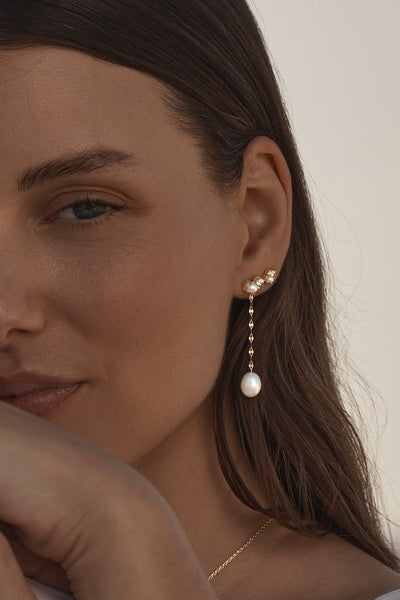 BY CHARLOTTE - LOVE IN STILLNESS PEARL STUD EARRINGS