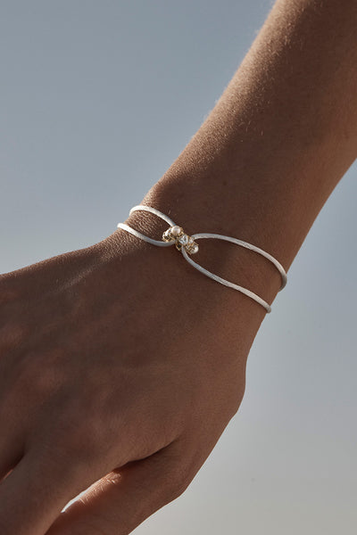 BY CHARLOTTE - LOVE IN STILLNESS PEARL PETAL CHARM