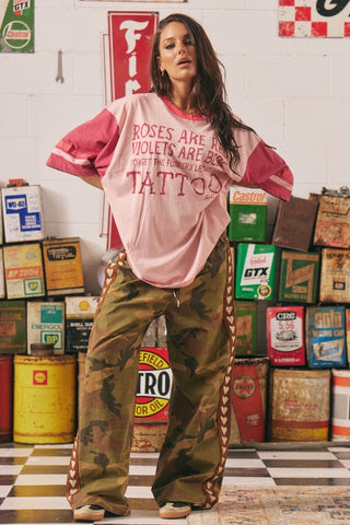 SABBI - THE VERY OVERSIZED ROSES AND TATTOOS TEE - PINK
