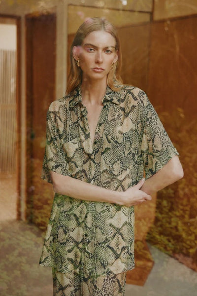 SHONA JOY - HADIYA SIDE SPLIT SHORT SLEEVE SHIRT - HAYIDA