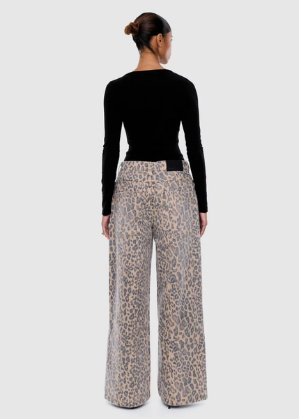Back view of the Wynn Animal Jeans, showcasing the clean pocket placement and the seamless continuation of the leopard pattern across the seams.